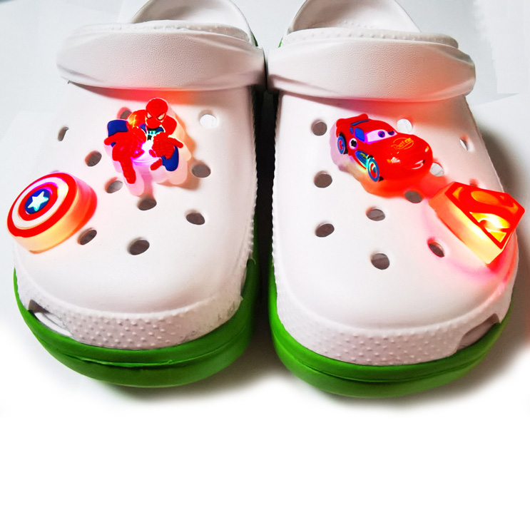 ��ͨܛ�zLED�l��Ь��